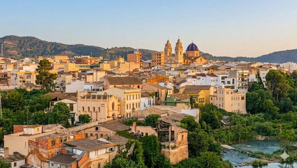 Riba-roja de Túria solicita a la Generalitat declarar zona tensionada por el aumento del alquiler
