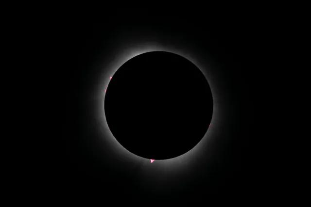 L’Eliana se prepara para disfrutar del eclipse solar con seguridad