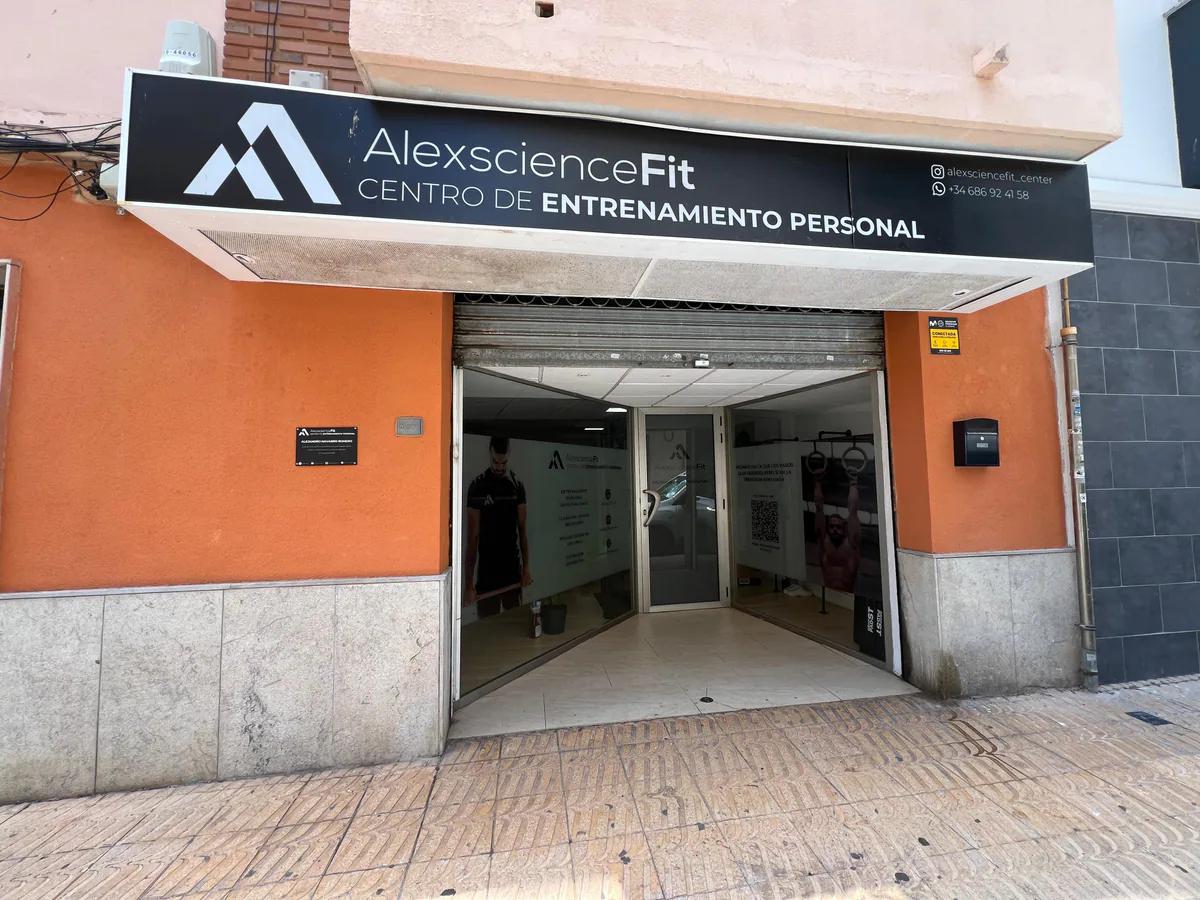 Foto de Centro de entrenamiento personal AlexscienceFit