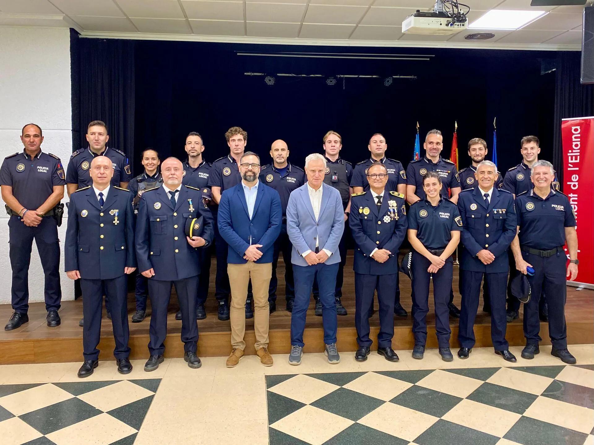 CSIF denuncia ocho plazas vacantes en la Policía Local de l’Eliana